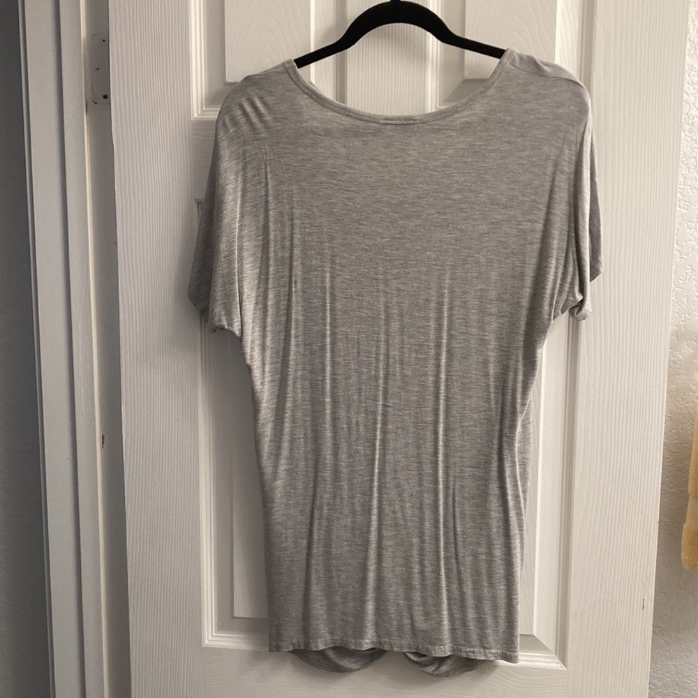 VENUS gray twist-front tee M - Picture 3 of 3